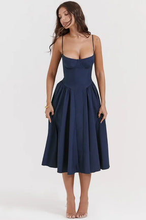 Slim Fit Midi Dress - Yang Model