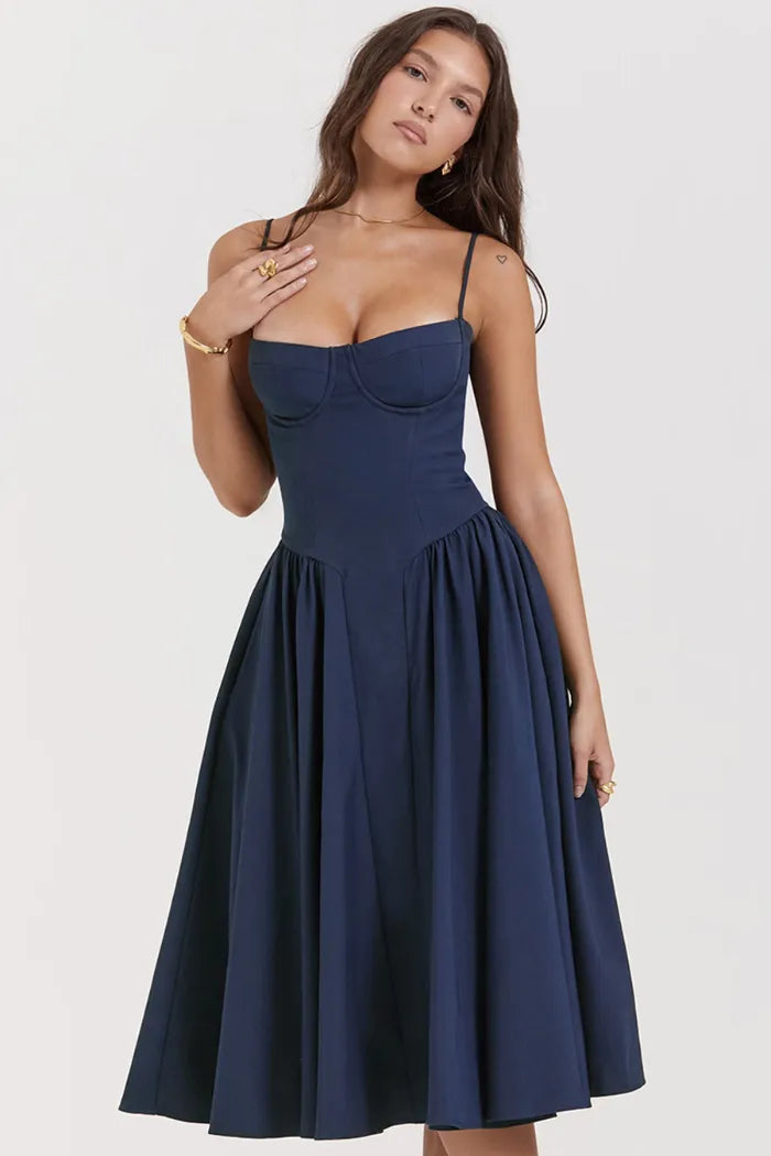 Slim Fit Midi Dress - Yang Model