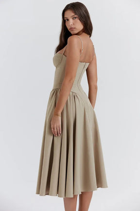 Slim Fit Midi Dress - Yang Model