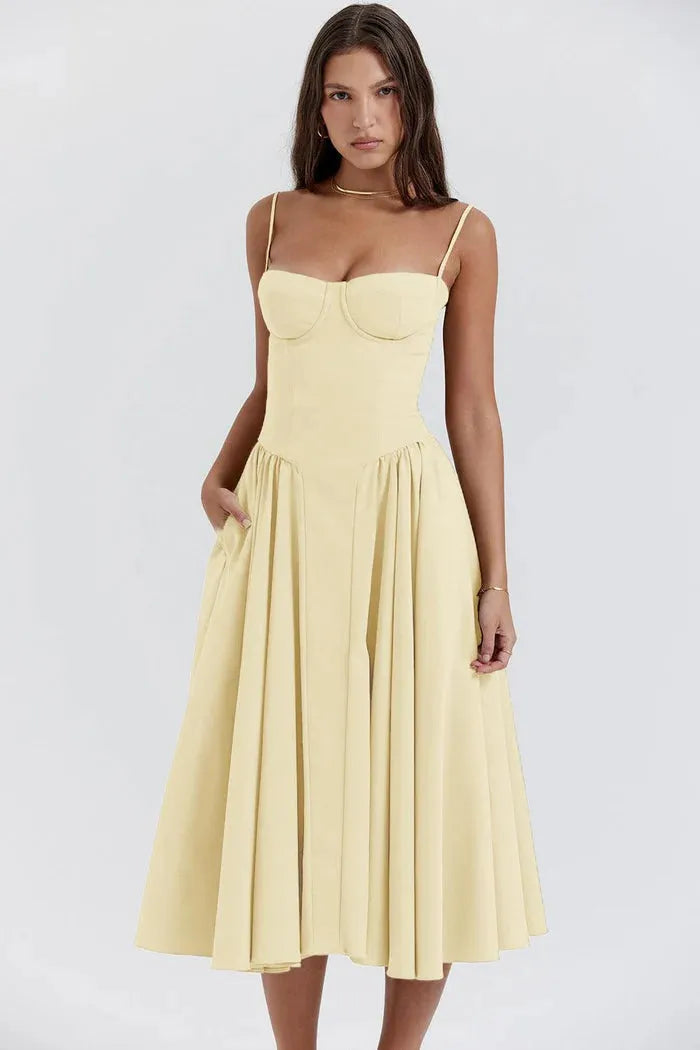 Slim Fit Midi Dress - Yang Model
