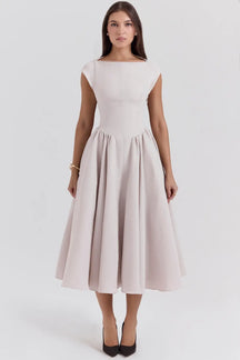 Elegant Midi Dress - Valentina Model