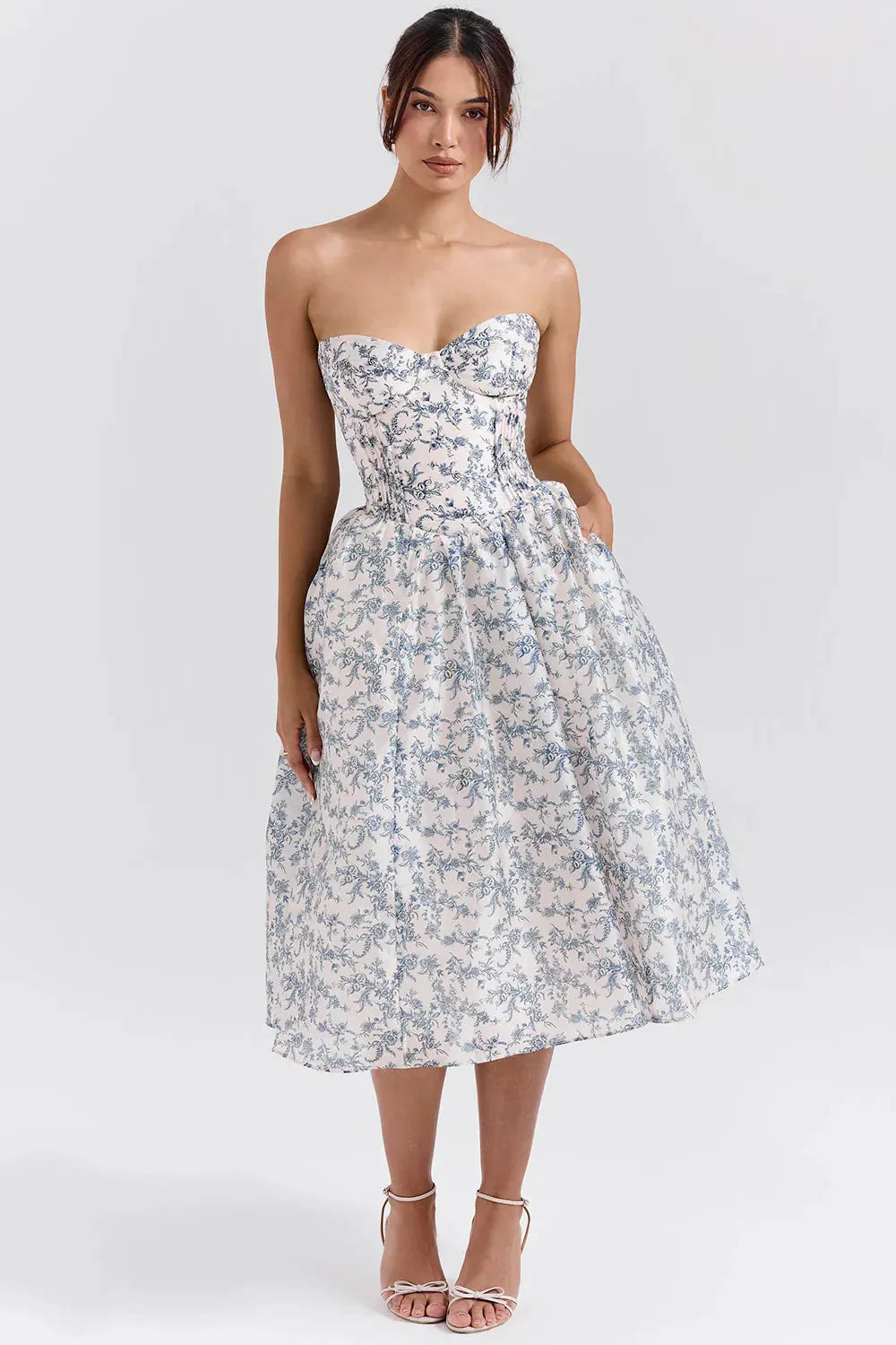 Mid-Length Floral Dress Model Estefhanie