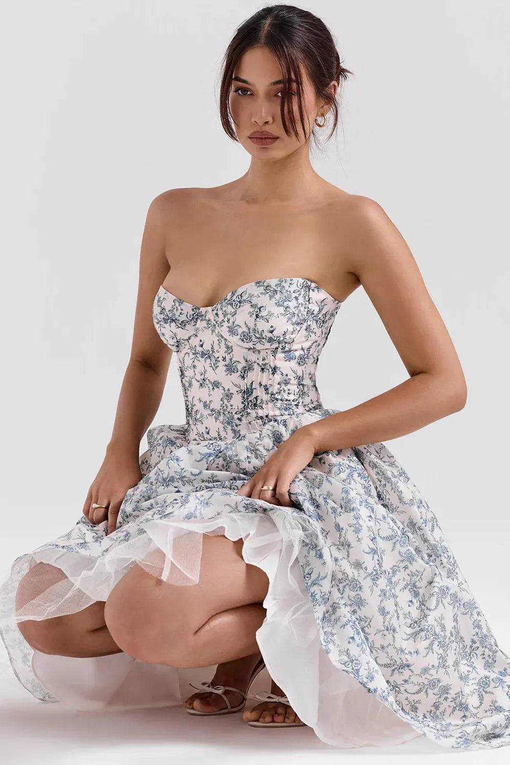 Mid-Length Floral Dress Model Estefhanie