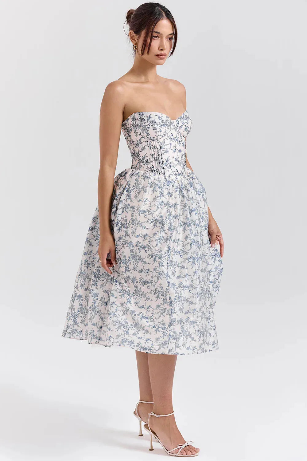 Mid-Length Floral Dress Model Estefhanie