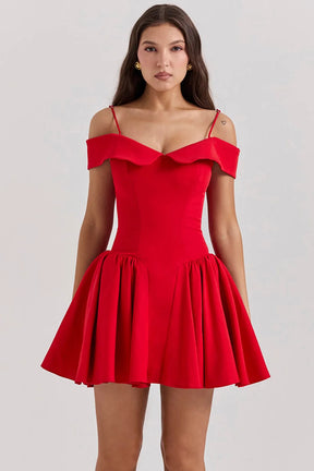 Off-shoulder fitted short dress