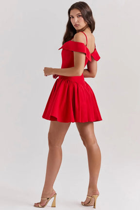 Off-shoulder fitted short dress