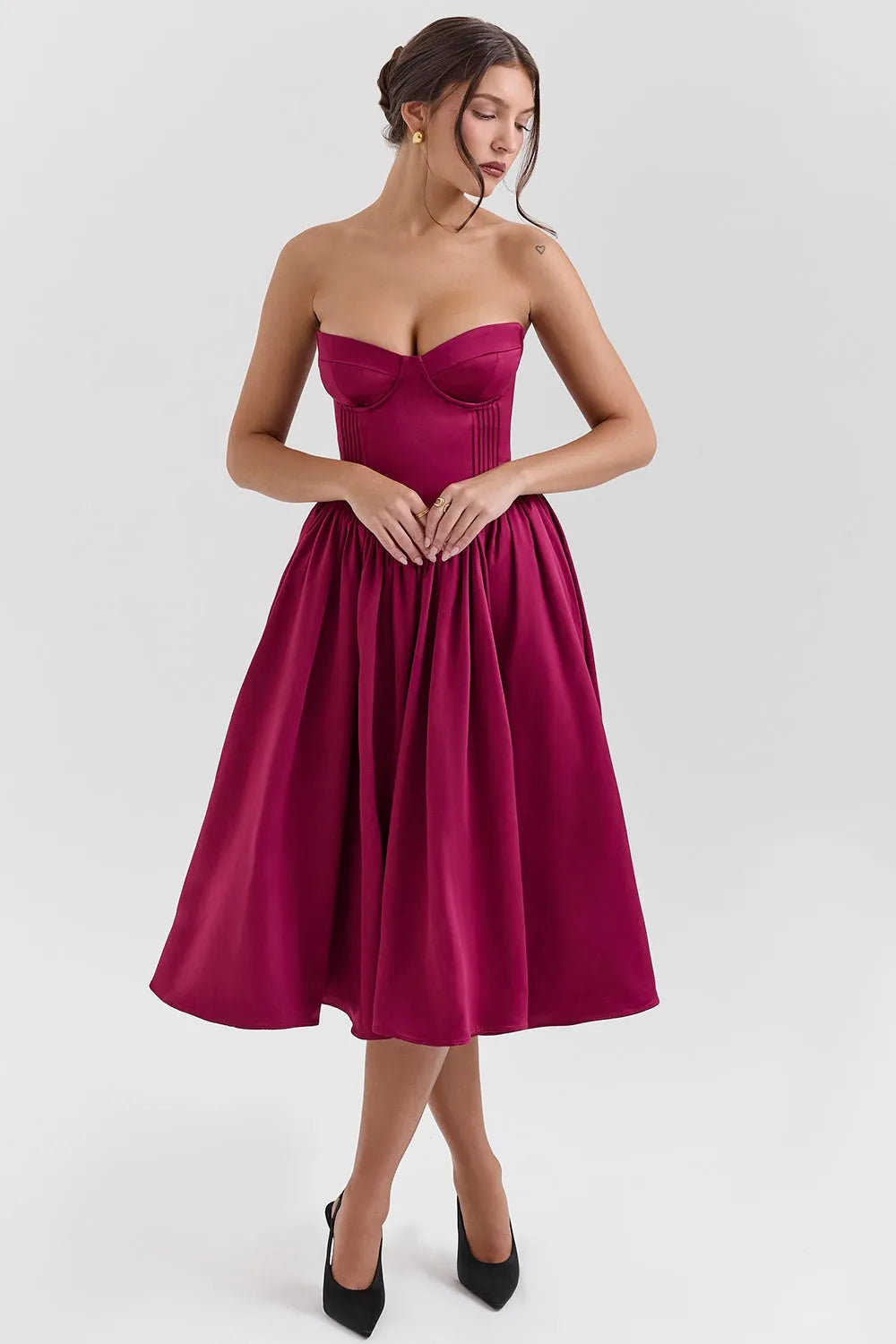 Elegant Midi Dress in Wine Color – Felicie Model
