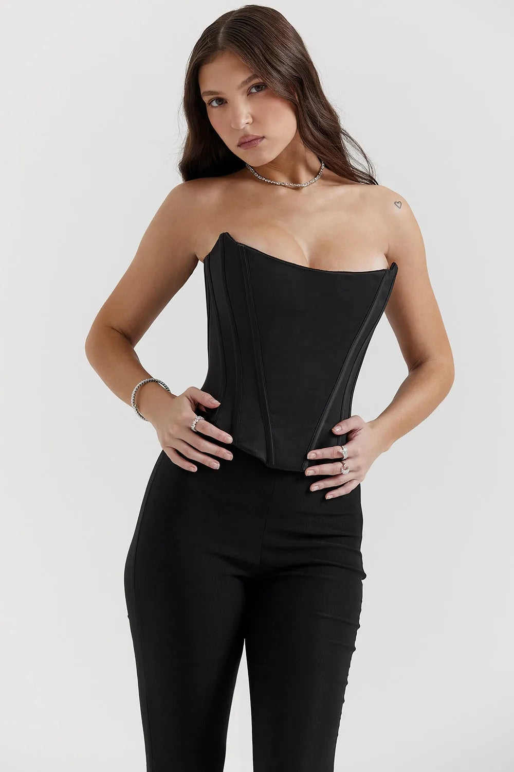 Duquesa Satin Corset - Ellay Model