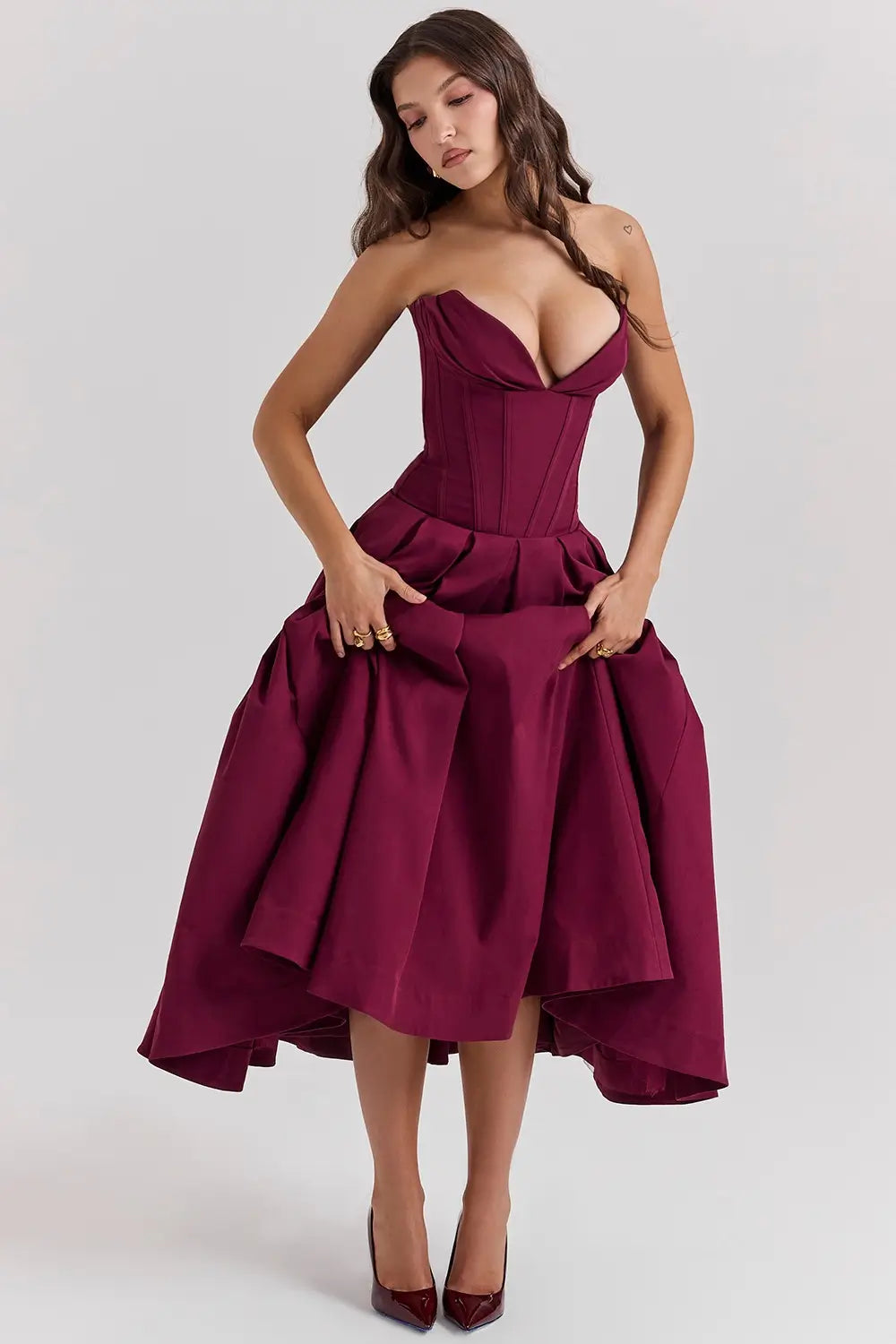 Evelyn Model Corset Midi Dress